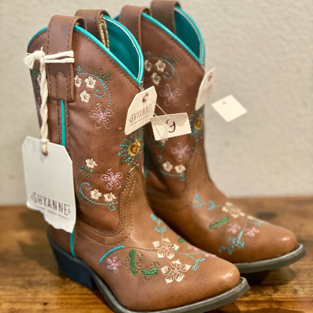 Shyanne Turquoise-Lined Brown Western Girls' Boots